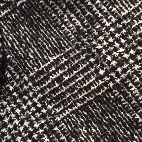 TALBOTS  METALLIC THREADING BLK & WHITE JACKET - Picture 9 of 10